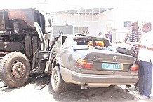 Côte d'Ivoire: Collision entre une voiture personnelle et un mini car